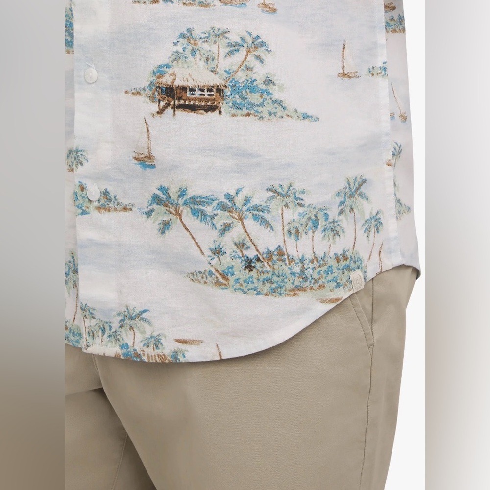 *NWT* CHAPS Men Size MEDIUM Sea Salt Coast Tropical Button Down Shirt CM15SW960 - Picture 2 of 9